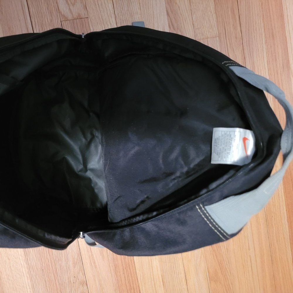 Nike. Backpack. Black. - Picture 4 of 5
